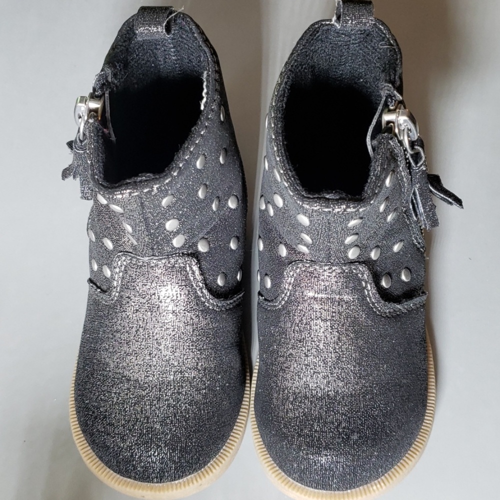 Black rocker boots